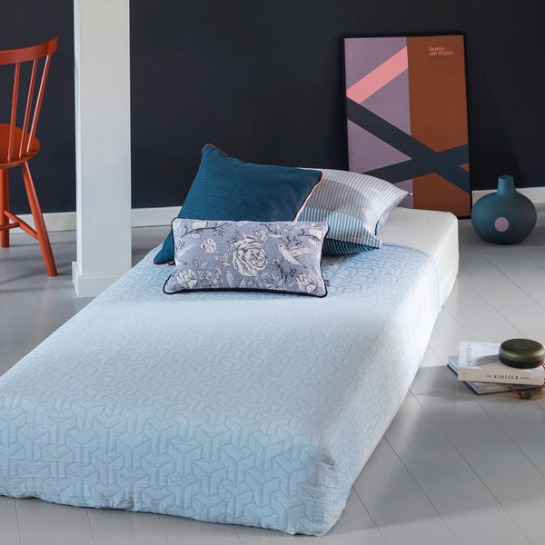 TRIO Bed cover, light blue