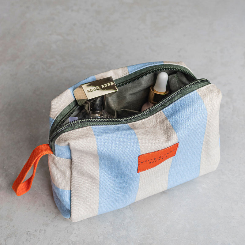 BRING-IT cosmetic purse, Light blue