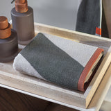 DIAGONAL towel, Dark olive