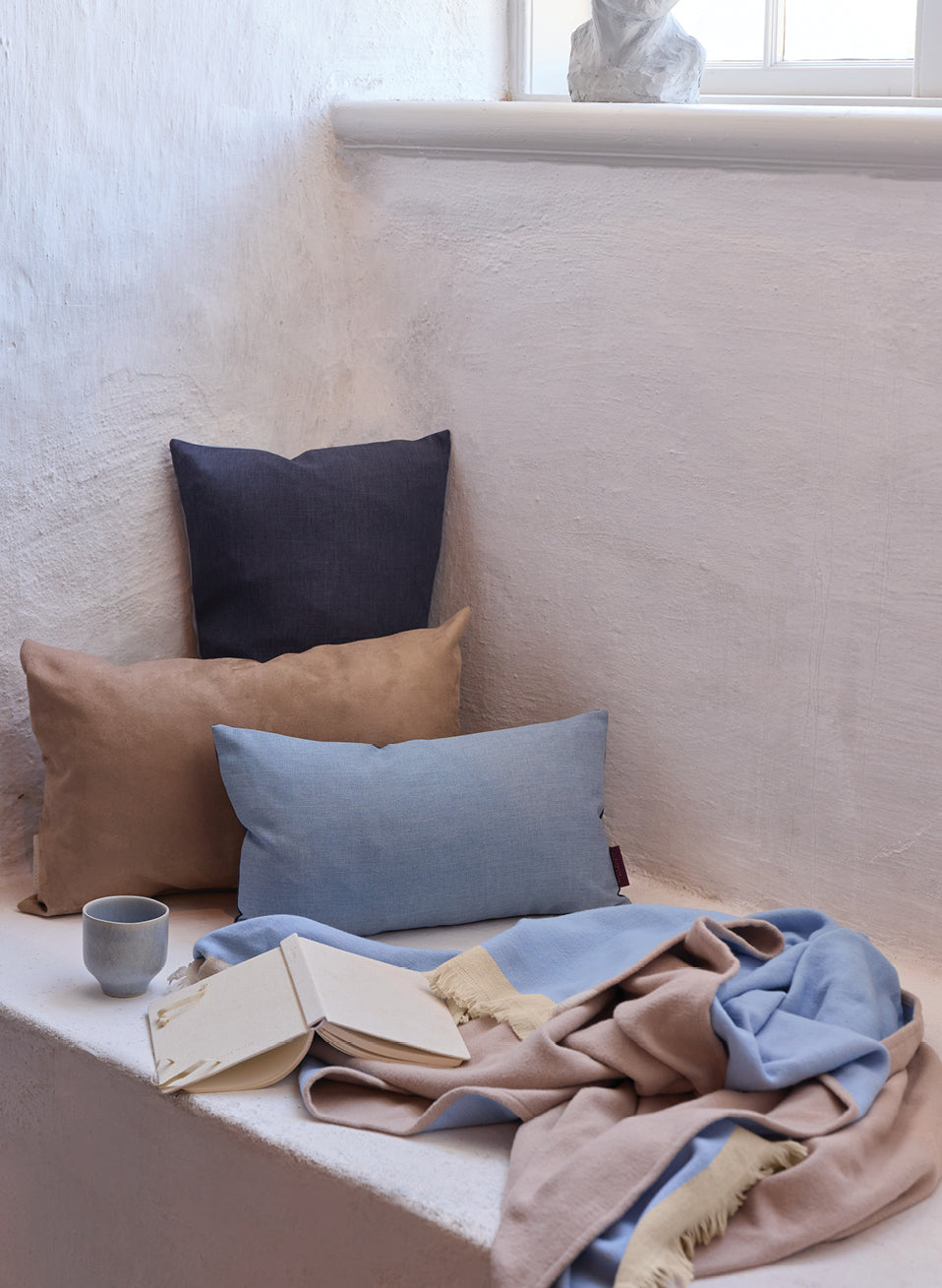 DUET throw, Latte, and SCALA cushion