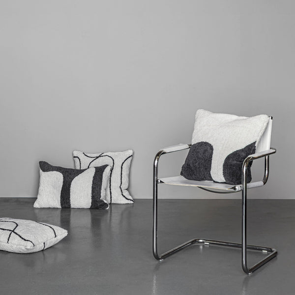 FIGURA tufted cushion cover, Off-White