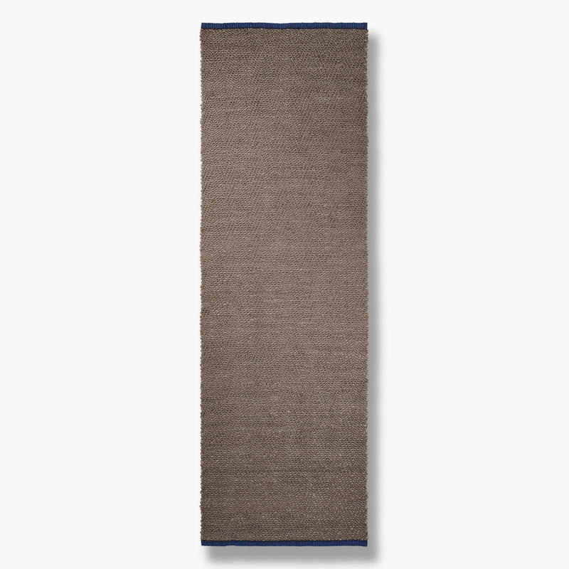 NOTES runner, large, Latte