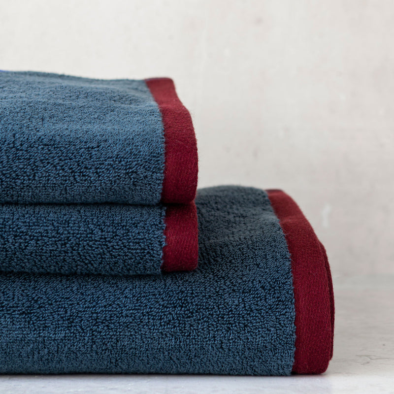 SOFT håndklæde,  Midnight Blue / Light Grey