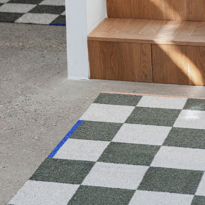 SQUARE all-round mat, large, Dark olive