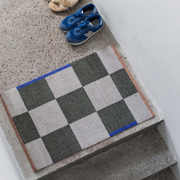 SQUARE all-round mat, small, Dark olive