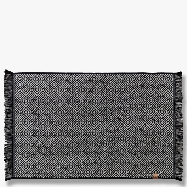 TILE STONE bath mat, Black / Off-white – Mette Ditmer - International