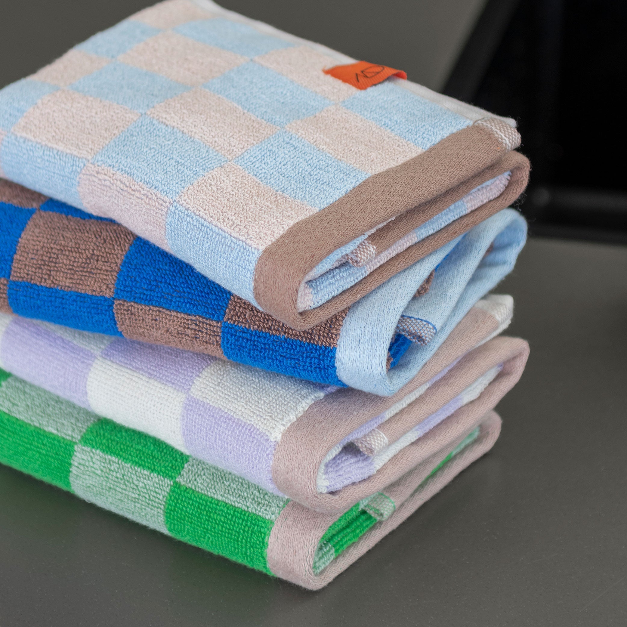 RETRO Towel, cobalt – Mette Ditmer - International