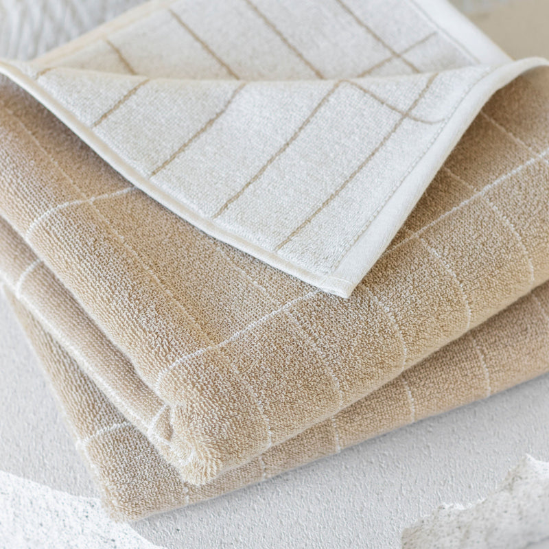 TILE STONE towel, Sand – International Mette - Ditmer